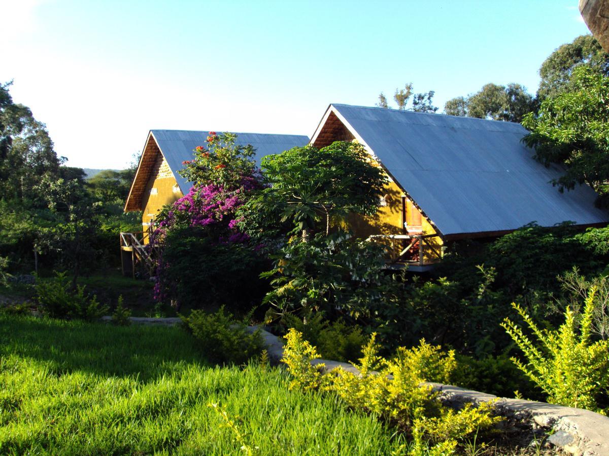 Meru Mbega Lodge Usa River Exterior foto